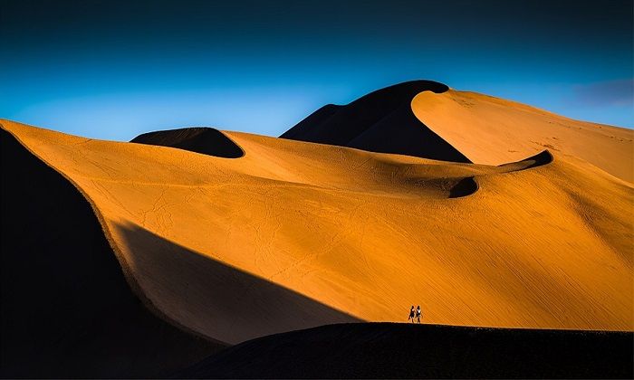 ‘Trash hunt’: Chinese tourists transform into guardians of scenic beauty