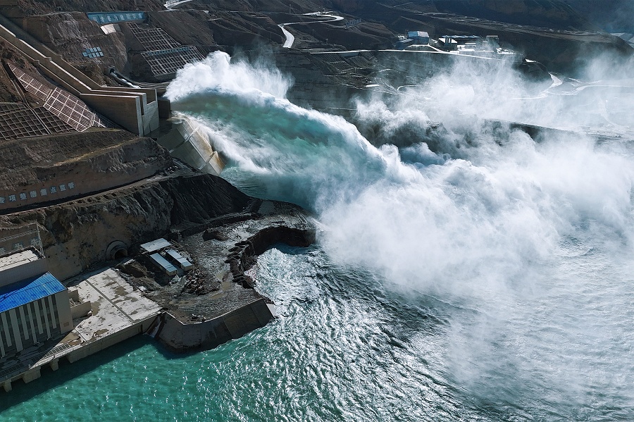 Major water conservancy project in China’s Xinjiang starts power generation